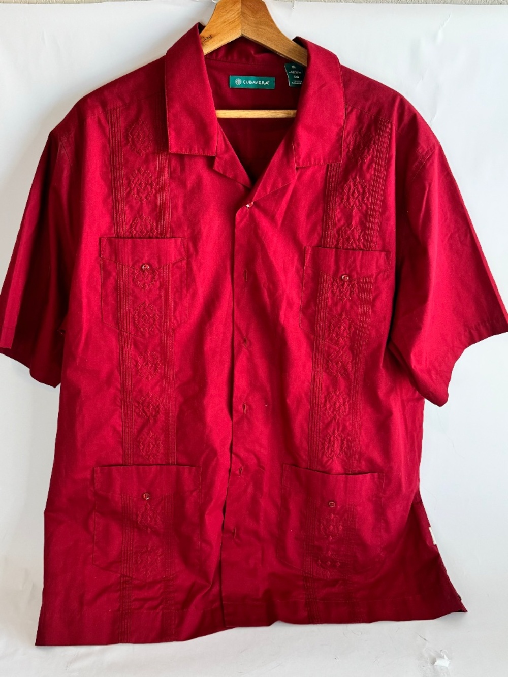 Cubavera Red Embroidered Button Up Mens Short Sleeve Guayabera Shirt XL